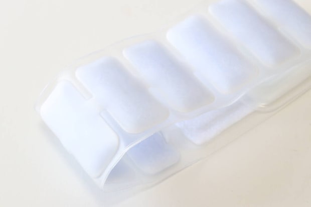 PCMを使用したダイソーのクールリストバンド