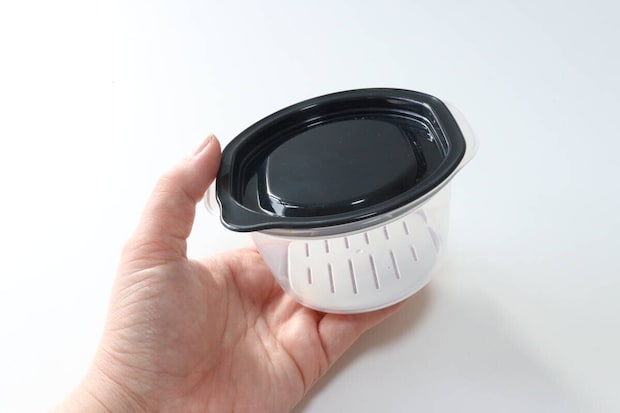 すのこ付きごはん容器　キッチングッズ