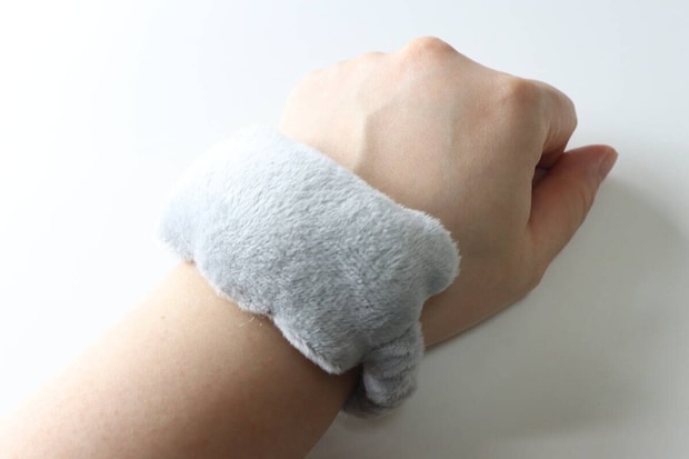 セリア　マウス用リストレスト　仮眠クッション