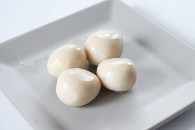 うずらのたまご うま塩だれ味　中身