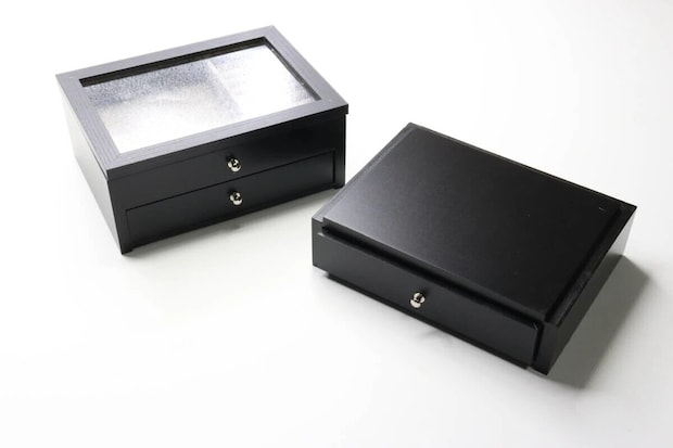 ダイソーのアクセサリーBOX 窓付とアクセサリーBOX スタッキング用