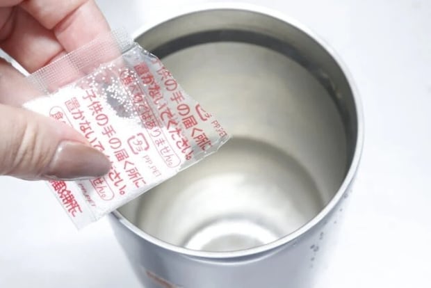 ダイソーのステンレスボトル洗浄剤の使い方