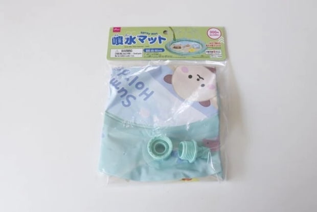ダイソーの噴水マット 直径約50cmのパッケージ