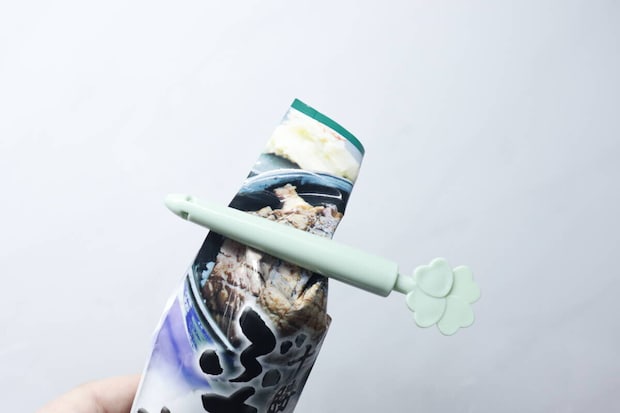 ダイソー　ケース付クリップセット（6個）　袋止め　使用例