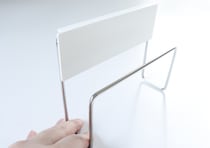 これ名品レベル！すっきり浮かせて収納できる！お手入れも楽ちんな賢い100均ホルダー