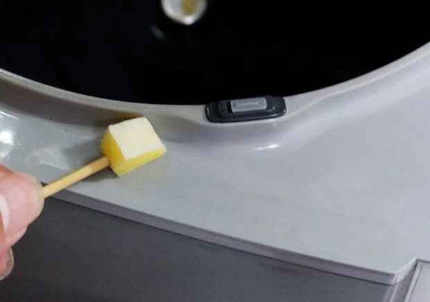 ダイソーの家電のスキマ汚れスッキリ棒