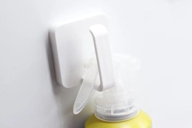 ダイソー　noma キッチンマルチホルダー（マグネット）　使用例　縦向き