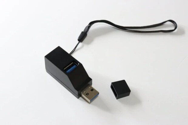 ダイソー　Type-A 3in1 USB HUB