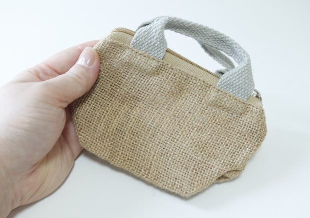 100均で200円！「まるで無印みたい」「収納力もバッチリ」バッグの中が整う頼れる相棒