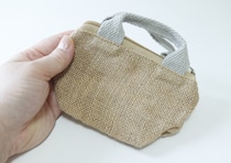 100均で200円！「まるで無印みたい」「収納力もバッチリ」バッグの中が整う頼れる相棒