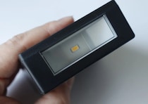 こんなの買えちゃうの！？「100均のレベル超えてる！」コスパ抜群な高機能ライト3選
