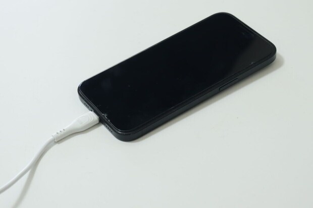 ダイソーのPD対応超速充電　TYPE-Cケーブル60W（2m）使用例