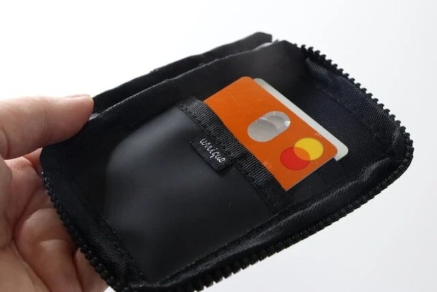 ダイソー　スマートキーケース　カード　使用例