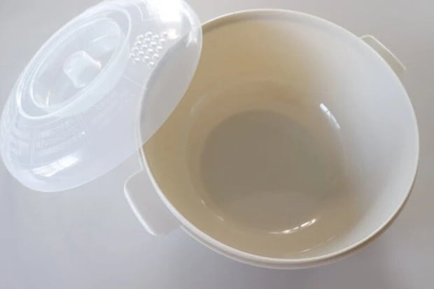 ダイソー　電子レンジでお手軽ラーメン