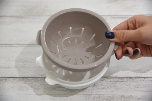 ダイソー　電子レンジ調理器 半熟たまご風