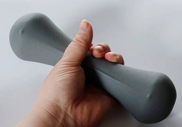 ダイソー　ダンベル（2kg）　使用例