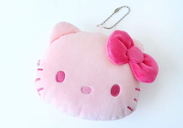 ハローキティぬいぐるみポーチピンク