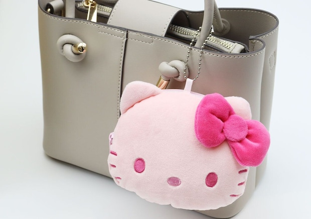 ハローキティぬいぐるみポーチボールチェーン