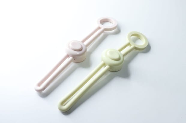 調節できる輪ゴムクリップ（2個）