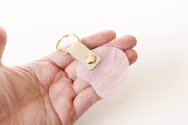 ダイソー シェル風アクリルキーホルダー ダイソー シェル風アクリルキーホルダー