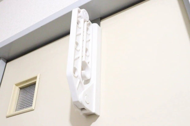 ダイソー　折り畳み式物干しラック