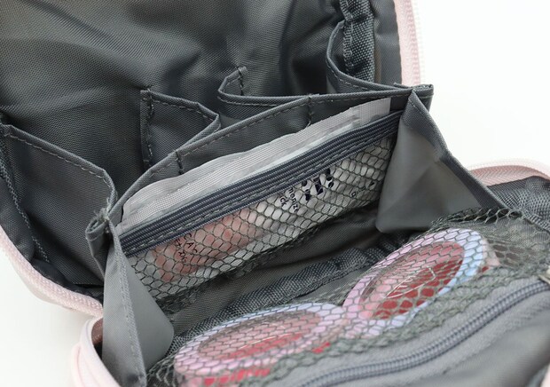 宝島社 ムック付録 BRILMY 中身が見えて時短がかなう ズボラに優しいコスメポーチ S-size PALE PINK ver. SPECIAL PACKAGE 宝島社ムック付録BRILMY 中身が見えて時短がかなう ズボラに優しいコスメポーチ S-size PALE PINK ver. SPECIAL PACKAGE8