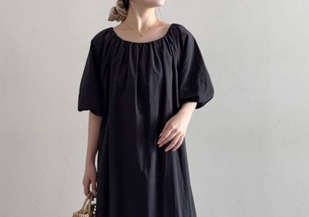 夏の王道「黒ワンピース」は涼しげ素材で抜け感を出すのが大正解!お手本コーデ5style