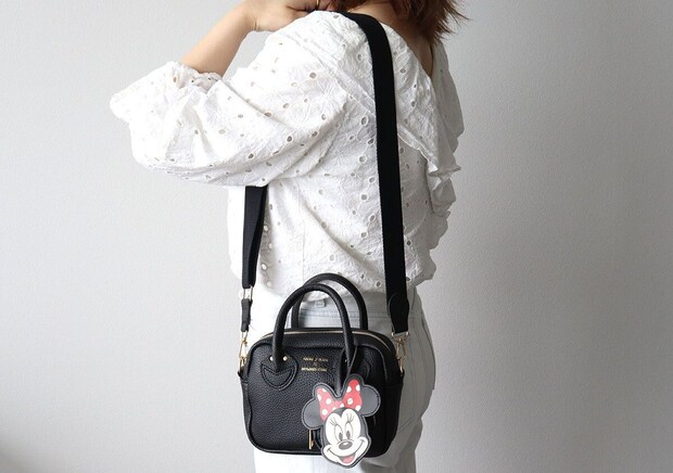宝島社ムック付録sweet presents YOUNG＆OLSEN（ヤングアンドオルセン）SHOULDER BAG with Disney MINNIE MOUSE10