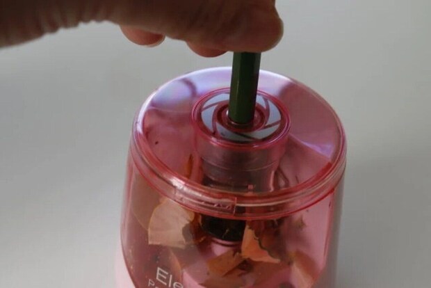 ダイソー　電動鉛筆削り　使用例