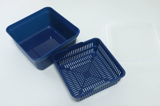 ザルつきパック スクエア 580ml ネイビー　付属品