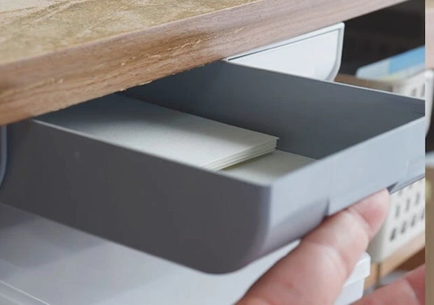 ダイソーの取り付け式引き出し（12.4cm×25cm×4cm）の使用例