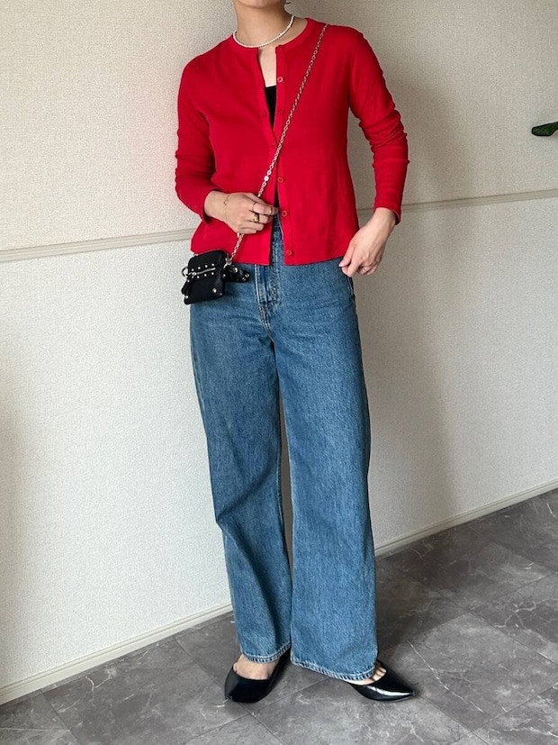 ユニクロ　ポインテールカーディガン　style②NGコーデ　シンプルなデニム合わせ