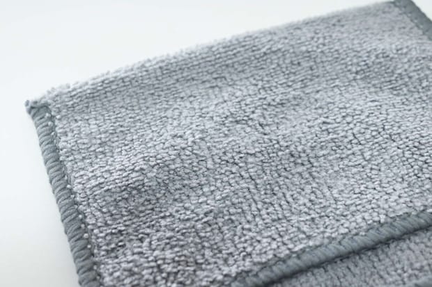 セリアのマイクロファイバー パクパク手袋の超極細繊維