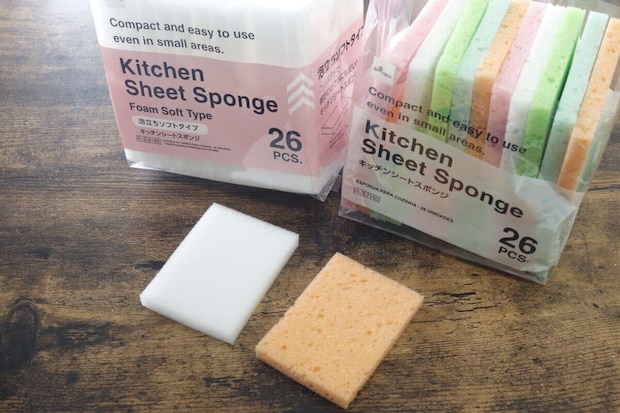ダイソー キッチンシートスポンジ(26枚、泡立ちソフトタイプ) キッチンシートスポンジ(26枚) ダイソーのキッチンシートスポンジ(26枚、泡立ちソフトタイプとキッチンシートスポンジ(26枚)の比較)