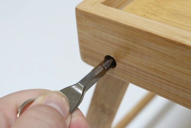 ダイソー キーホルダー型ドライバー2本セット 使用例 ダイソー キーホルダー型ドライバー2本セット 使用例