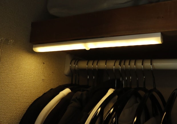 また人気出そうなの出してる!着脱できて充電が楽ちん!しかも高機能な100均プチ家電