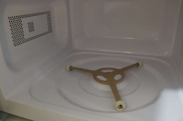 ダイソーのキッチンセスキ炭酸ソーダクリーナーは油汚れに効果的