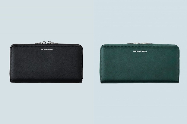 水色の背景に並んだJAM HOME MADEの長財布2点。左がブラック、右が深いグリーンで、いずれもJAM HOME MADEのロゴ入り