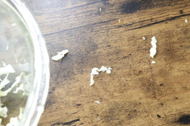 軽量プラスチックワイドピーラー（チタンコート刃）　飛び散り