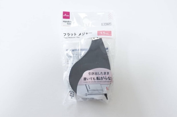 ダイソーの「フラットメジャー」商品パッケージ