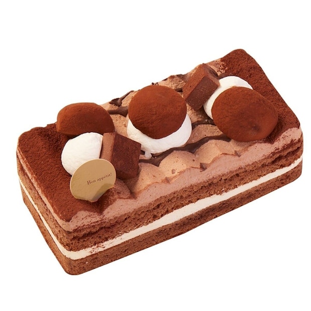 生チョコ大福やチョコクリームが飾られたチョコレート尽くしのケーキ