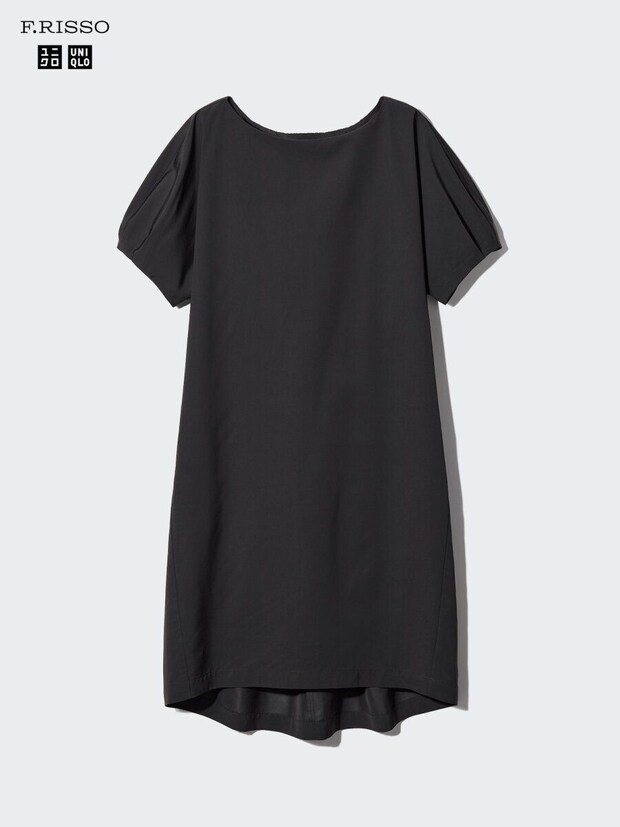 黒のコクーンシルエットリラックスワンピース