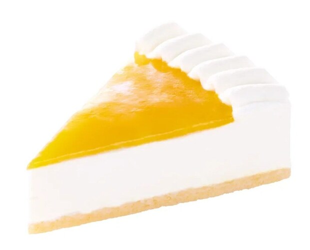 白いレアチーズケーキにマンゴーソースがかかりホイップが添えられている