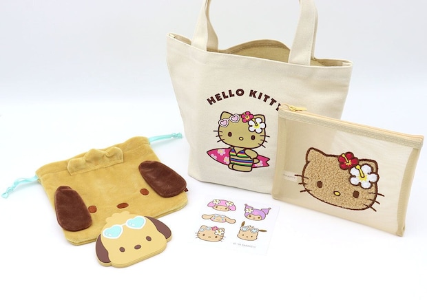 sweet8月号通常号と増刊号の付録が全て並べられている sweet8月号通常号と増刊号の付録が全て並べられている
