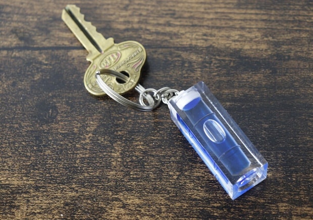 ミニサイズが意外と便利！「家庭用にちょうどいい！」キーホルダー感覚で使える100均工具