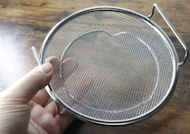 これ圧倒的に楽かも…もうお手入れに気を遣わない！実は高スペックな100均調理器具