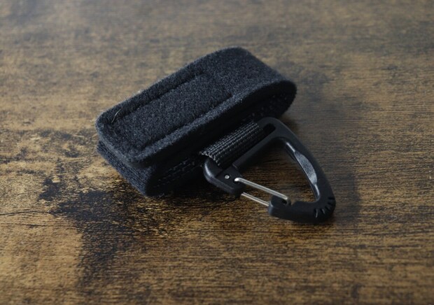 100均で買ったらお出かけが楽になった!「バッグの中に入れたくない…」小物を吊るせるフック