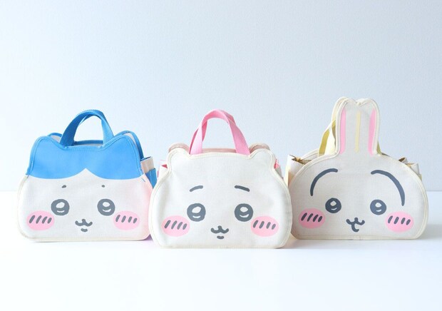 ちいかわ、ハチワレ、うさぎの顔のトートバッグ3種類が並ぶ ちいかわ、ハチワレ、うさぎの顔のトートバッグ3種類が並ぶ