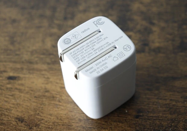コレちょい高いから悩む…けど買って正解!専門店が大号泣!100均のハイテク家電小物3選