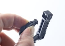 センス良すぎよ！「勝手に開かないから安心！」作りが巧妙な100均キーホルダー